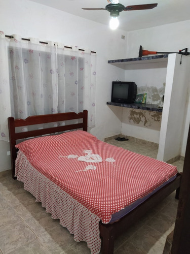 Imagem 14 de 27 de Casa No Balneário Gaivota Em Itanhaém, À 1.500 Metros Do Mar, Churrasqueira, Espaço Para Piscina, Aceita Financiamento Bancário