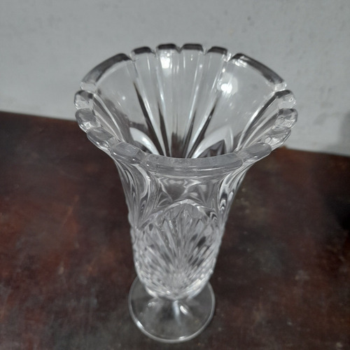 Imagem 7 de 7 de Vaso Cristal Grosso Transparente 21 Cm De Altura, 10 Cm Boca