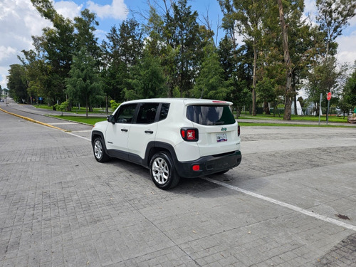 Jeep Renegade 1.8 Sport 4x2 At