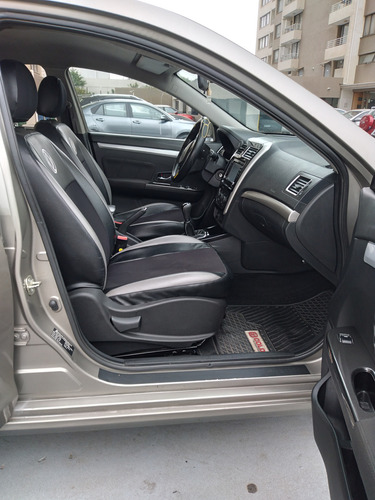 Dongfeng Joyear S50 Sedan