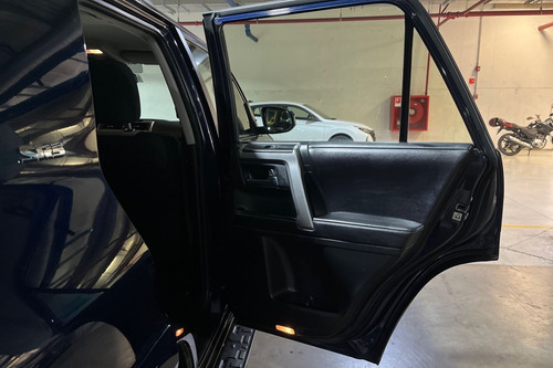 Toyota (in) 4.0 Sr5 At 4x2 5p