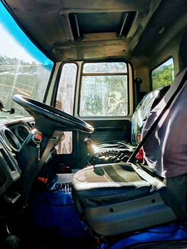 Imagem 8 de 11 de Ford Cargo 1317e