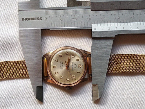 Relógio De Pulso Feminino Mondaine De Luxe 17 Rubis