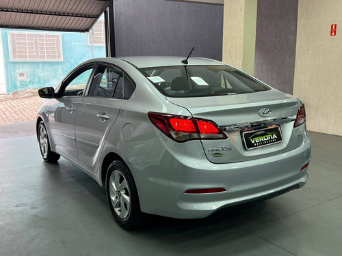 Imagem 6 de 9 de Hyundai Hb20s 1.6 Comfort Style 16v Flex 4p Automático