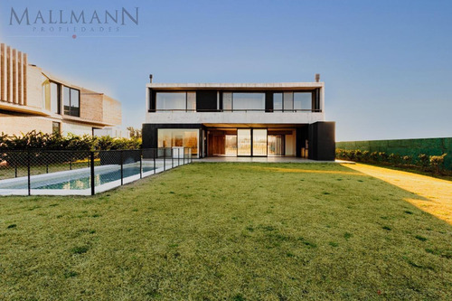 Imagen 4 de 29 de Excelente Casa A Estrenar En Lote Sobre Golf En Barrio La Calesa - Mallmann Propiedades
