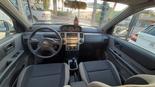 Imagen 15 de 18 de Nissan X-trail X 4x4 2.5