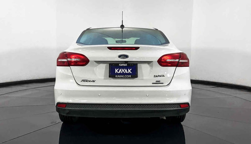 Imagen 8 de 15 de 21490 - Ford Focus 2016 Con Garantía At