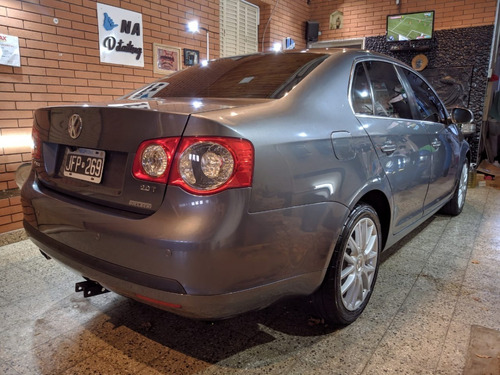 Volkswagen Vento 2.0 T Fsi