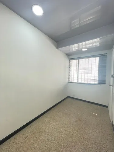 Oficina En Arriendo En Boston. Cod A15994