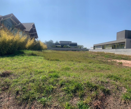 Imagem 2 de 8 de Terreno À Venda, 1200 M² Por R$ 2.700.000,00 - Condomínio Chácara Serimbura - São José Dos Campos/sp - Te0615