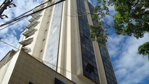 Imagen 1 de 14 de Oficina En Alquiler En Avenida Bolivar