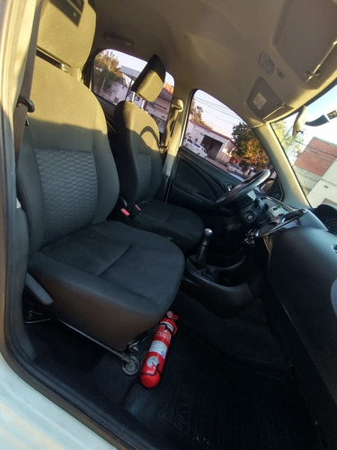 Vendo Toyota Etios 4 Puertas Xls 2015
