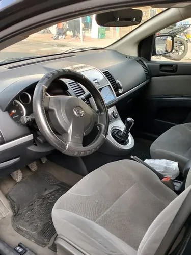 Nissan Sentra b16 2.0