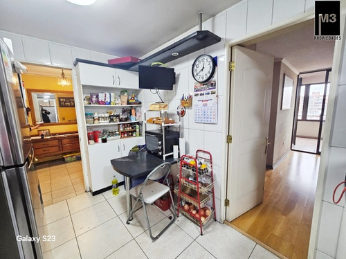 Venta Amplio Dpto. 4d/3b + Serv., Suecia / Eliodoro Yañez