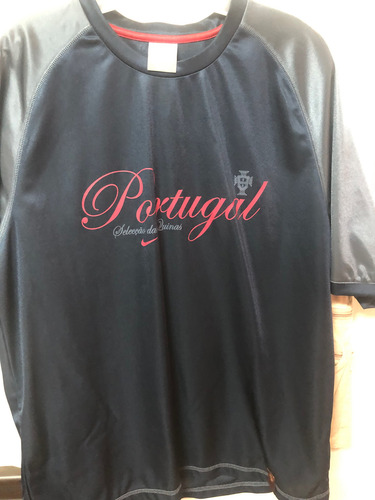 Playera Selección Portugal Talla L (Usado)