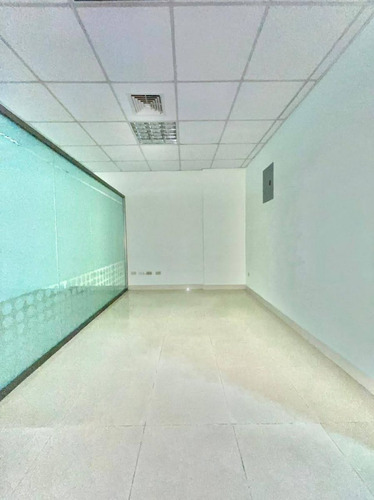 Alquilo Local Comercial Para Oficina En Gazcue