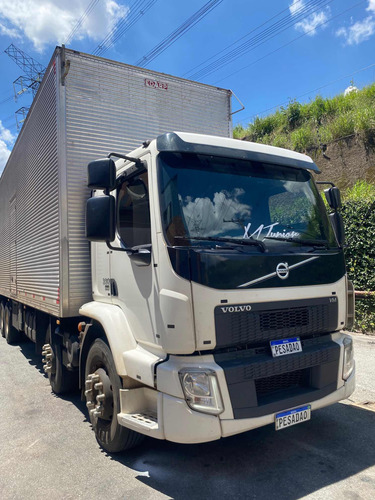 Volvo Vm 330 8x2 - 2020 Bitruck No Chasi