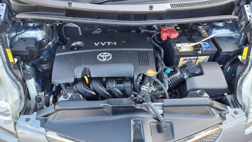 Imagen 10 de 11 de Toyota Ractis 1.5 Automática