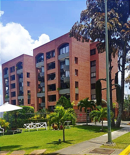 Imagen 1 de 16 de Apartamento En Venta. Macaracuay - Caracas