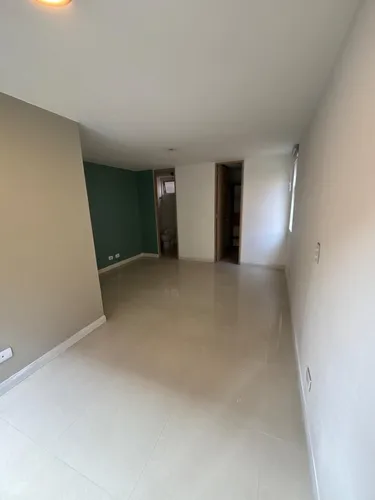Se Vende Súper Cómodo Apartamento En Envigado Cumbres