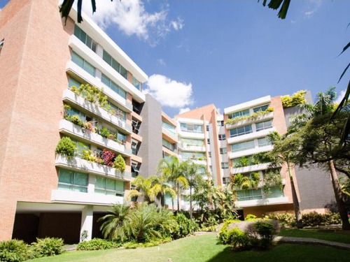 Vendo Apartamento 288m2 3h+s/3.5b+s/4p Campo Alegre 0858