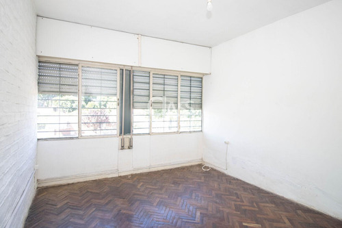 Casa 3 Dorm, 2 Baños, Parrillero, En Sayago