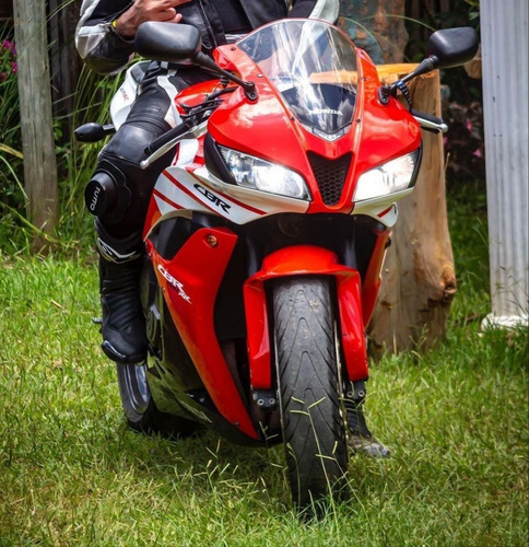 Imagem 2 de 7 de Moto Cbr 600rr 2008/2008
