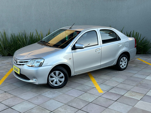 Toyota Etios 1.5 X SEDAN 16V FLEX 4P AUTOMÁTICO