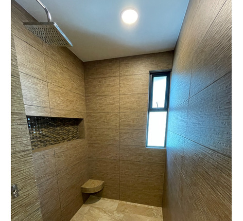 Magnifica Residencia En El Mejor Cluster De Puebla, Unica Por Sus Acabados Y Distribucion