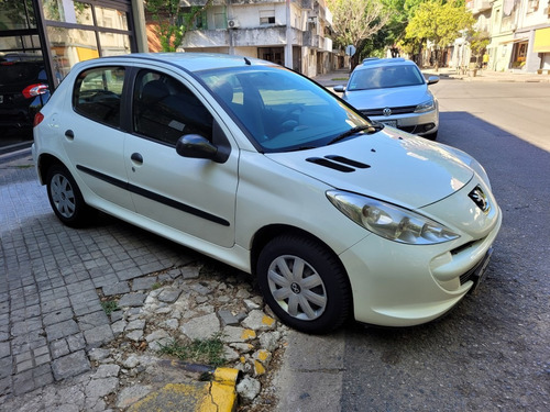 Peugeot 207 1.4 Active 75cv