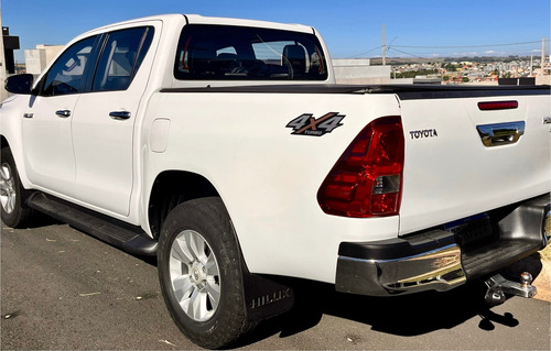 Toyota Hilux 2.8 Tdi Srv Cab. Dupla 4x4 Aut. 4p