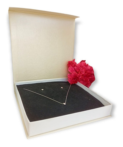 Imagen 2 de 10 de Set Conjunto Aros Seguridad Plata Baño De Oro Cadena Corazon