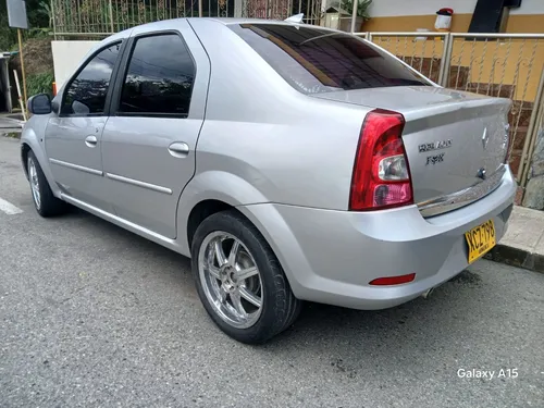 Renault Logan 1.6 Dynamique Fii