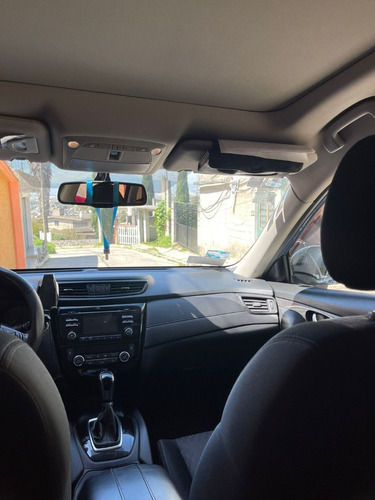 Imagen 6 de 14 de Nissan X-trail 2.5 Advance 2 Row Cvt