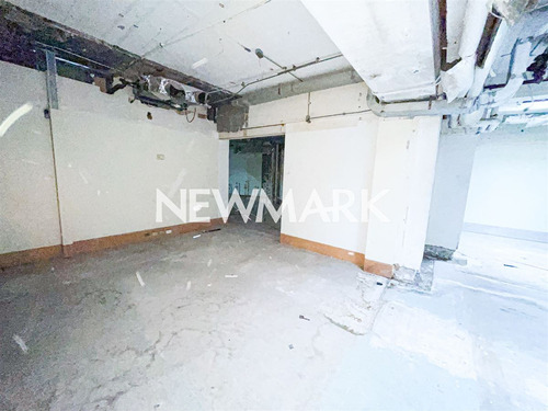 Local Comercial En Arriendo En Iconico Edificio