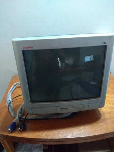 Monitor Compaq Cv7540
