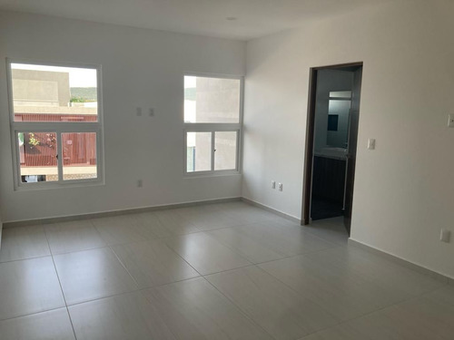 Casa En Venta En Mision San Jerónimo En Queretaro