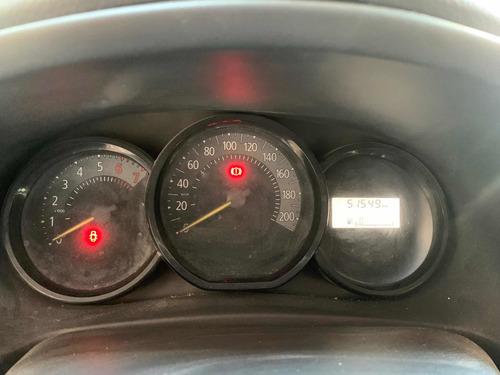 Imagen 7 de 10 de Renault Sandero 1.6 Expression 90cv 2017