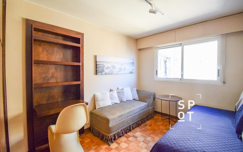 Divino Apartamento, Piso Alto, 3 Dormitorios, Golf, Punta Carretas.