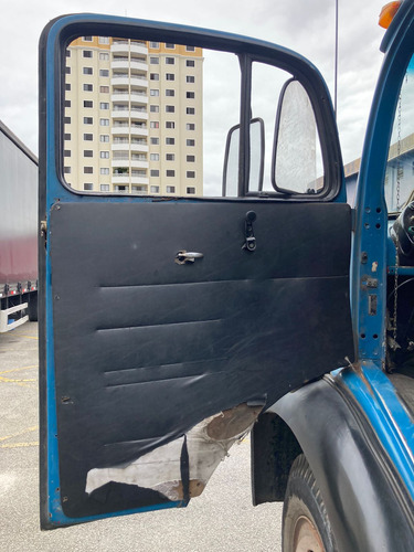 Mb 1113 Ano 1983 Carroceria 7,70m