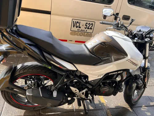 Vendo Hero Hunk 160r Único Dueño Con Accesorios