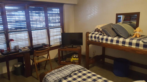 Impecable Casa En Adrogué