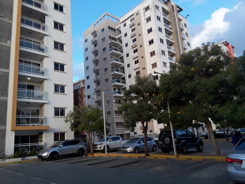 Vendo Apartamento En La Charles De Gaulle Con San Isidro 