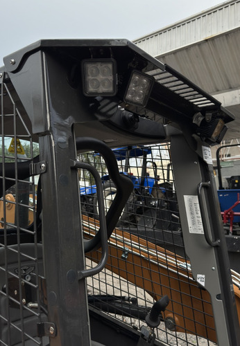 Minicargador Bobcat Marca Case Sr200b