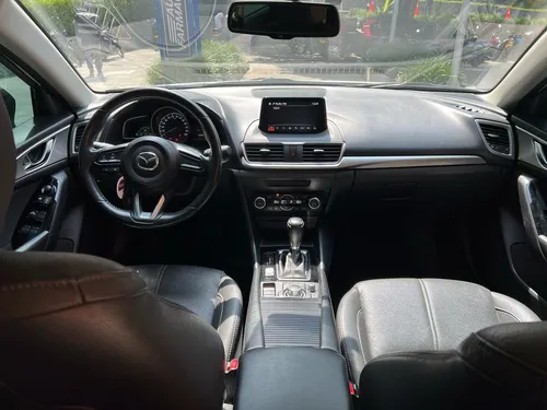 Mazda 3 2.0 Touring