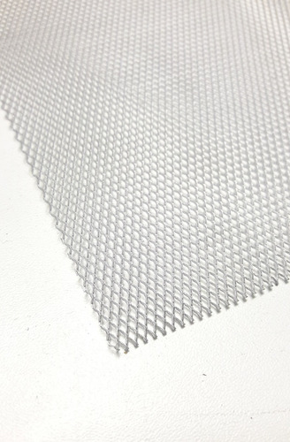 Imagem 1 de 5 de Tela Expandida Alumínio 100 X 50cm 3,5x6mm