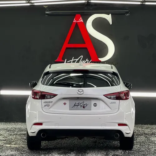 Mazda 3 2.0 Sport Touring