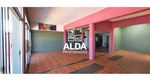 Local Comercial Centro Piriápolis Venta Lo102060