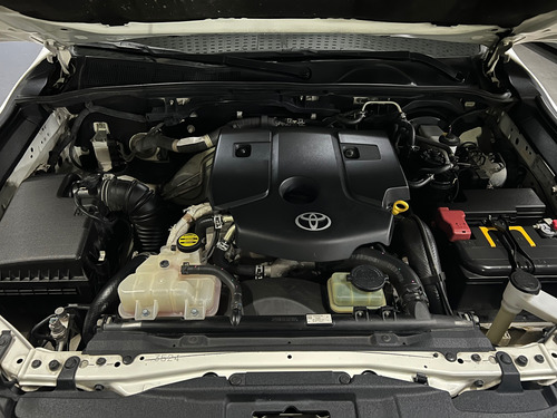 Toyota Hilux Pick-Up 2.8 Cd Srx 177cv 4x4 At