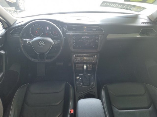 Imagem 7 de 12 de Tiguan 1.4 250 Tsi Total Flex Allspace Comfortline Tiptronic